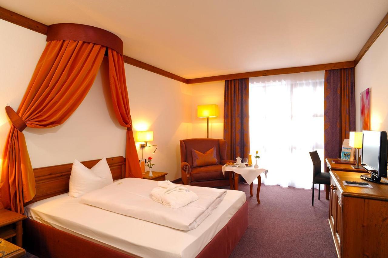 Fuerstenhof - Wellness- Und Golfhotel